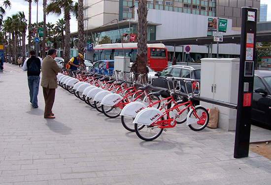 sinsillinbroc ¡¿Quién roba los sillines de las bicis en Barcelona?!